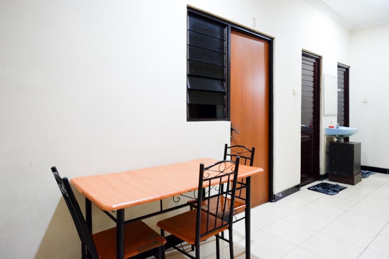 Hotel Koolkost Near Kawasan Simpang Lima Semarang Exterior foto